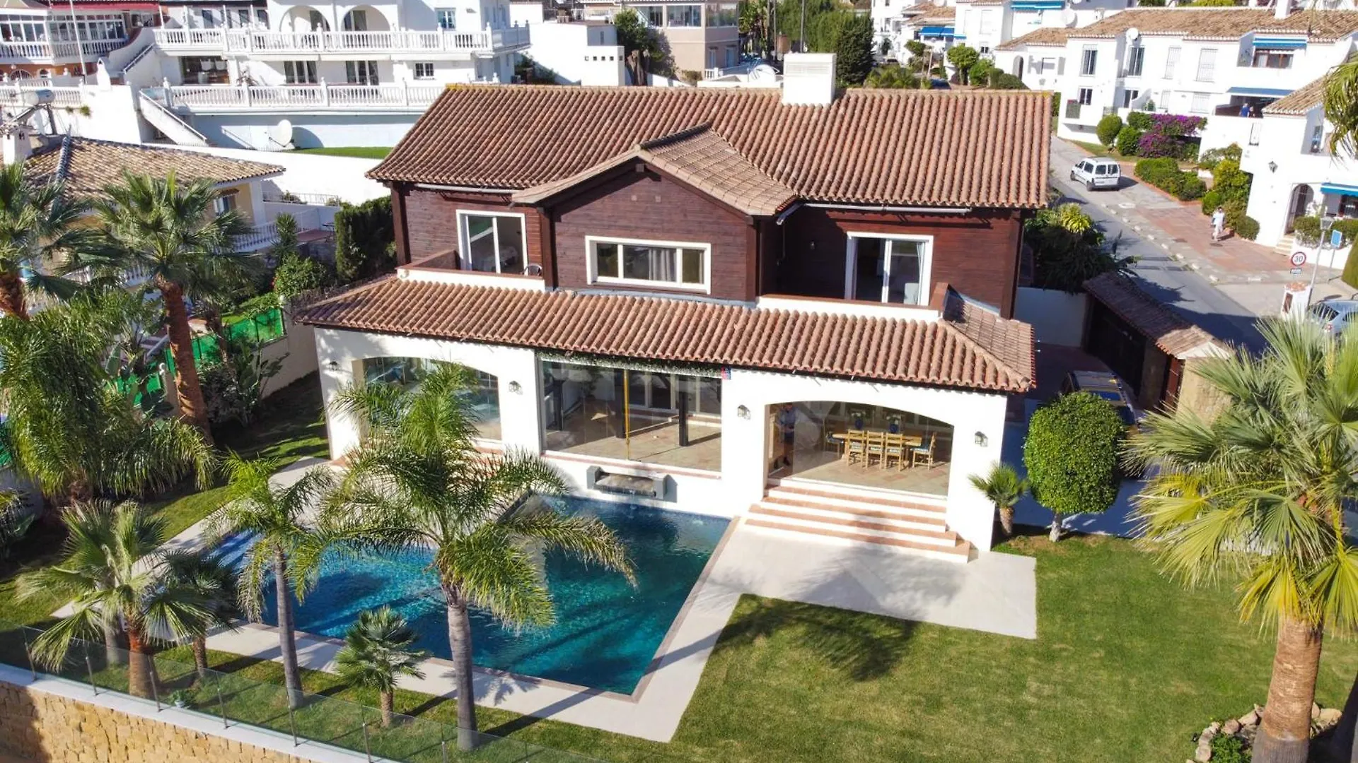 Lets In The Sun - Villa La Cala La Cala De Mijas Spain